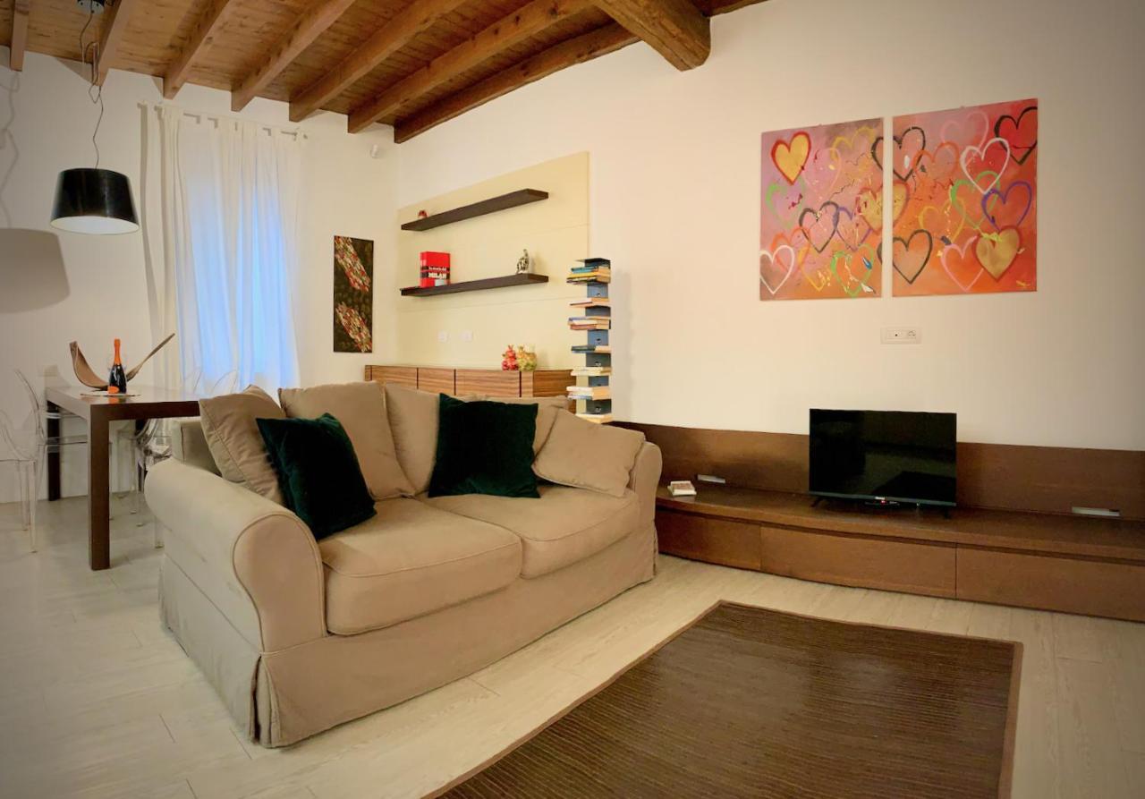 Ca' Stella Milano - Appartamento Accogliente E Romantico In Contesto Storico - Cozy And Romantic Flat In Милано Екстериор снимка